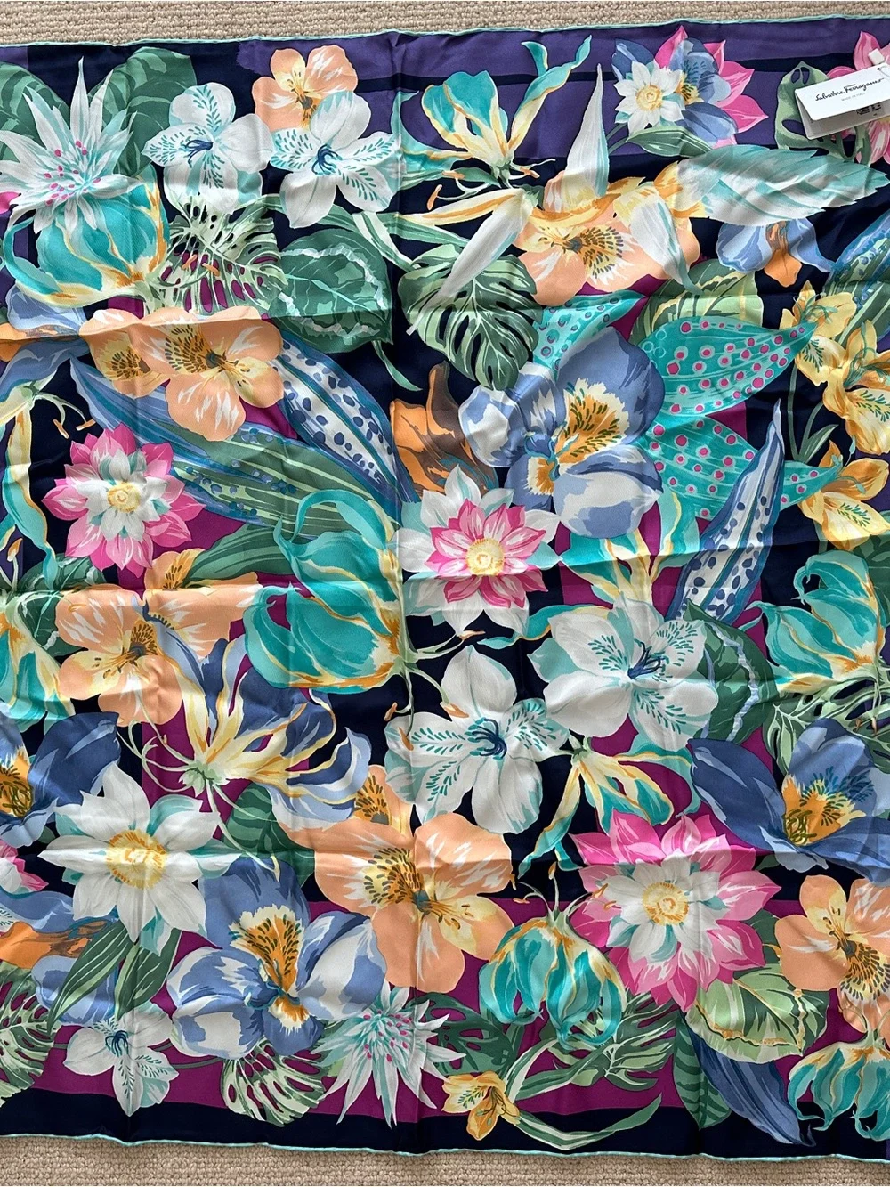 NWT Salvatore Ferragamo 100% silk scarf